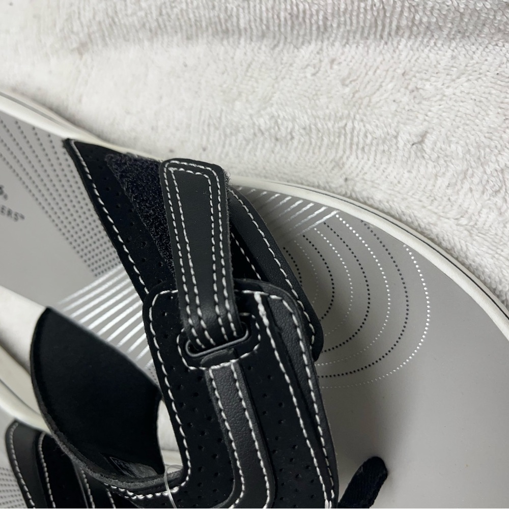 NEW. Clarks Cloudsteppers Breeze Reyna sandals - Picture 4 of 9